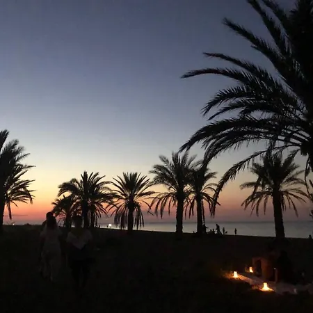 Apartamento De Jardines *